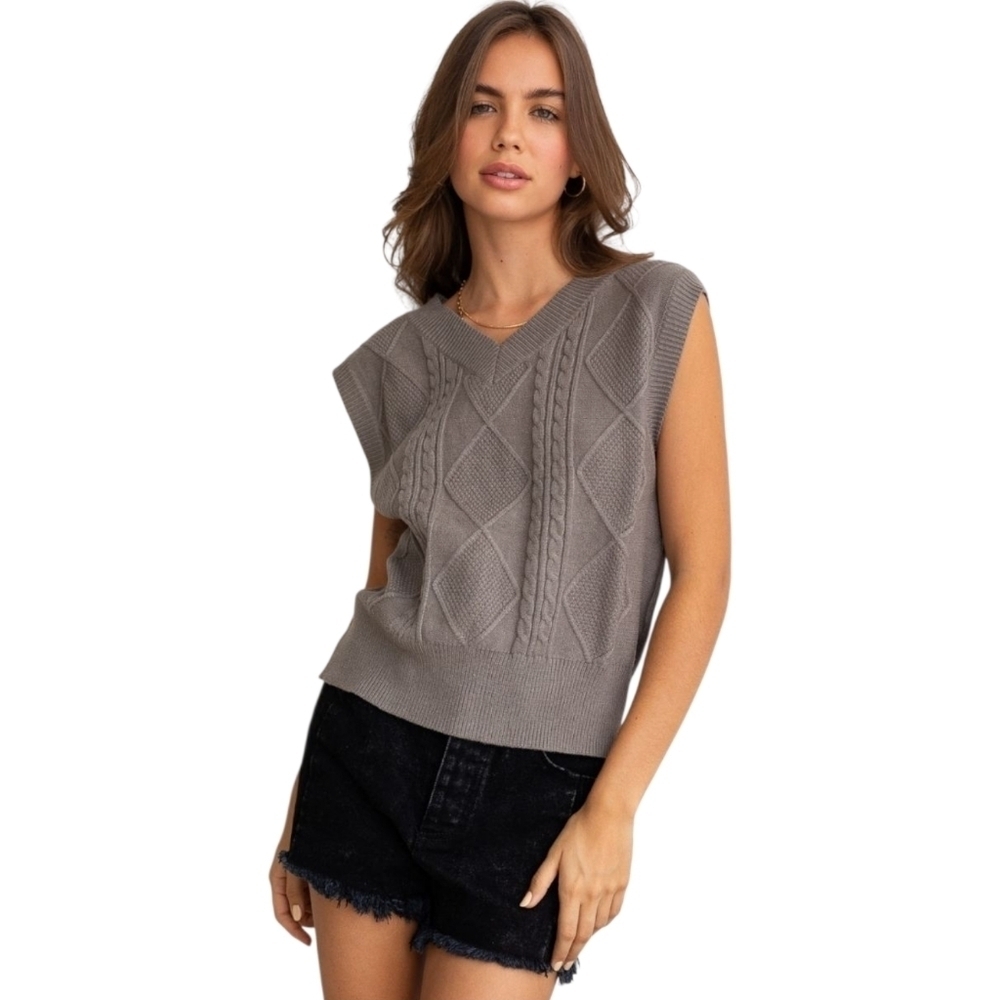 LE LIS Sweater Vest Olive Gray Sleeveless Cable Knit V Neck Pullover Small - Picture 2 of 8